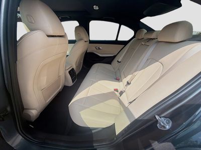 2021 BMW 3 Series - Photo 23