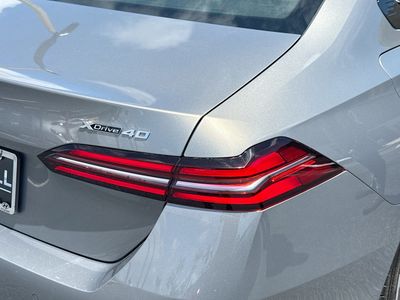 2025 BMW i5 - Photo 25