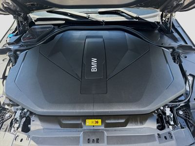 2025 BMW i5 - Photo 33