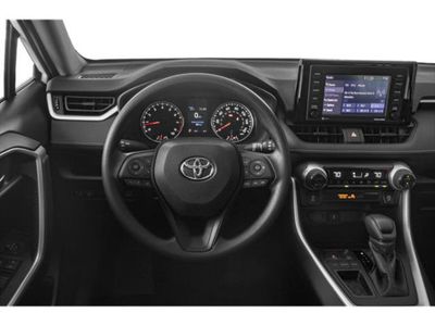 2022 Toyota RAV4 — photo 7 view