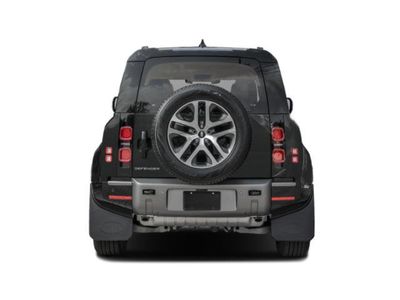 2024 Land Rover Defender — detail view