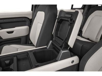 2024 Land Rover Defender — photo 14 view