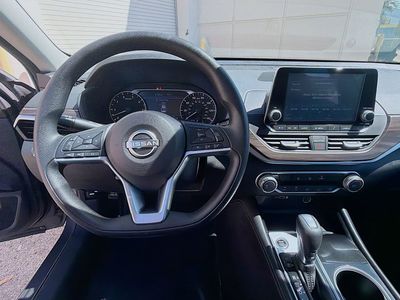 2023 Nissan Altima - Photo 8