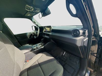 2025 Toyota Land Cruiser - Photo 30