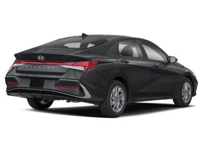 2024 Hyundai Elantra - Photo 5