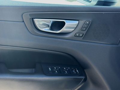 2019 Volvo XC60 - Photo 16