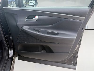 2023 Hyundai Santa Fe - Photo 32