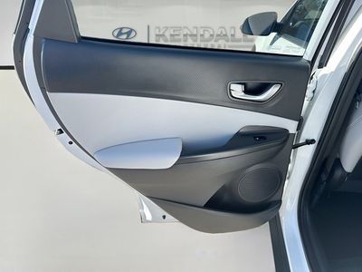 2023 Hyundai Kona - Photo 23