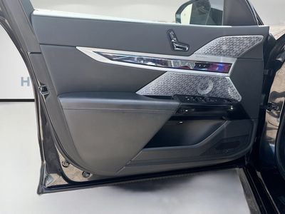 2023 BMW 7 Series - Photo 19
