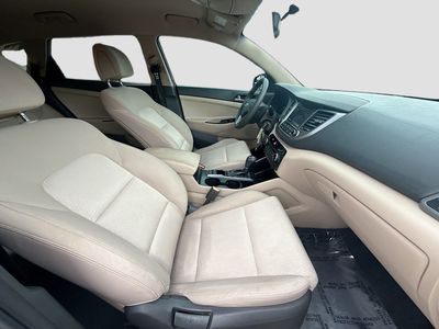 2017 Hyundai Tucson - Photo 25