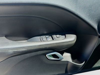 2017 Dodge Challenger - Photo 15