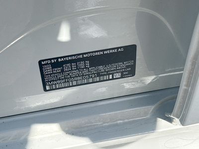 2024 BMW 3 Series - Photo 36