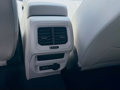 2023 Volkswagen Tiguan - Photo 20