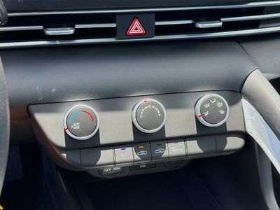 2026 Hyundai ELANTRA - Photo 12