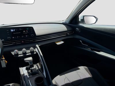 2026 Hyundai ELANTRA - Photo 16