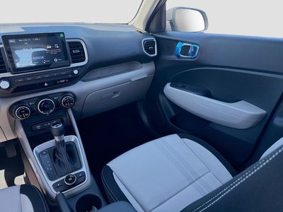 2026 Hyundai VENUE - Photo 16