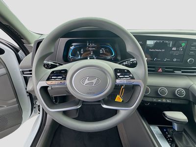 2026 Hyundai ELANTRA - Photo 8