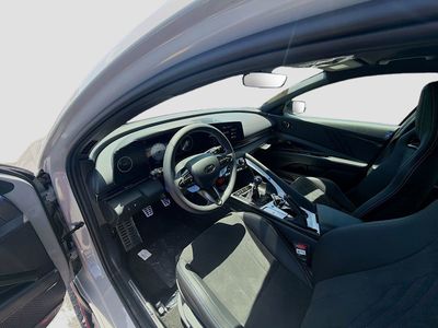 2026 Hyundai ELANTRA N - Photo 7