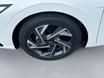2026 Hyundai ELANTRA - Photo 25
