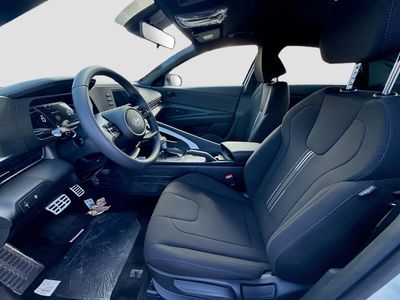 2026 Hyundai ELANTRA — photo 14 view