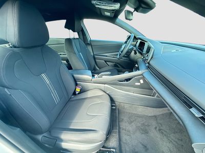 2026 Hyundai ELANTRA — photo 20 view