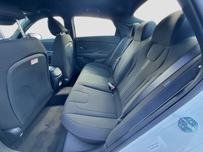 2026 Hyundai ELANTRA — photo 17 view