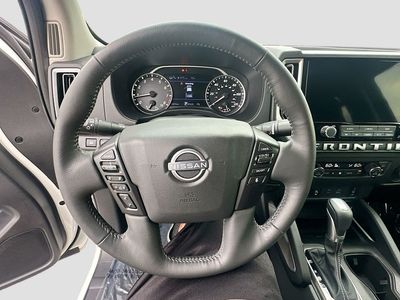 2025 Nissan Frontier - Photo 11