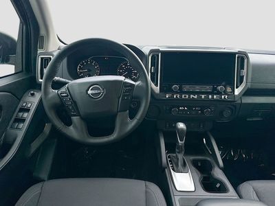 2025 Nissan Frontier - Photo 22