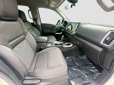 2025 Nissan Frontier - Photo 27