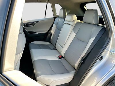 2024 Toyota RAV4 Hybrid - Photo 24