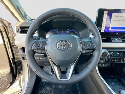2024 Toyota RAV4 Hybrid - Photo 11