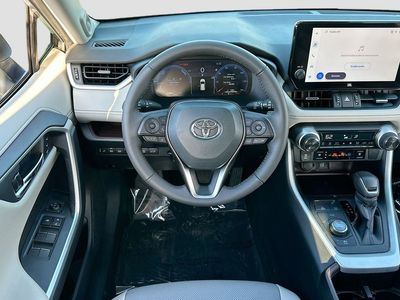 2024 Toyota RAV4 Hybrid - Photo 22