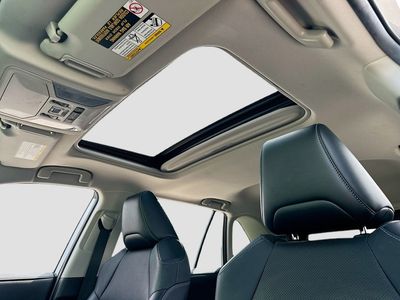 2020 Toyota RAV4 Hybrid - Photo 21