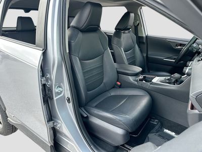 2020 Toyota RAV4 Hybrid - Photo 27