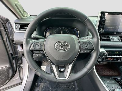 2020 Toyota RAV4 Hybrid - Photo 11