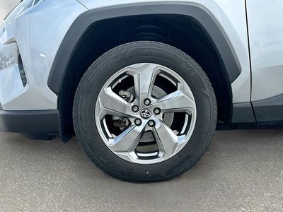 2020 Toyota RAV4 Hybrid - Photo 29