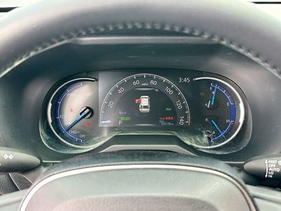 2020 Toyota RAV4 Hybrid - Photo 12