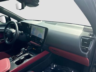 2025 Lexus NX - Photo 29