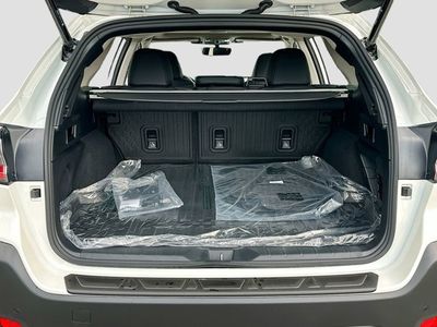 2025 Subaru Outback - Photo 28