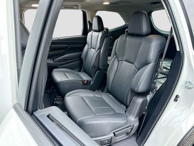 2025 Subaru Ascent - Photo 26