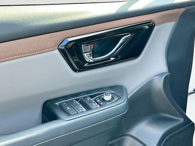 2026 Subaru Forester - Photo 17
