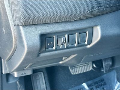 2026 Subaru Outback — photo 10 view