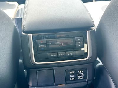 2026 Subaru Ascent - Photo 25
