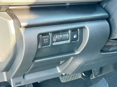 2026 Subaru Crosstrek Hybrid - Photo 10