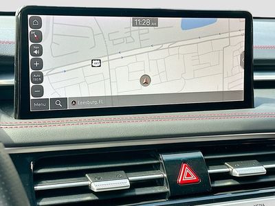 2024 Genesis G70 - Photo 13