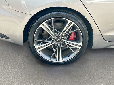 2024 Genesis G70 - Photo 32