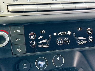 2024 Genesis G70 - Photo 21