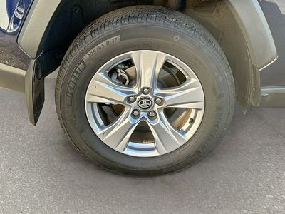 2023 Toyota RAV4 - Photo 29