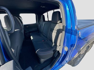 2025 Nissan Frontier - Photo 22