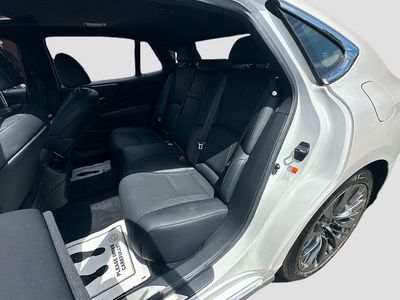 2022 Lexus LS — photo 25 view